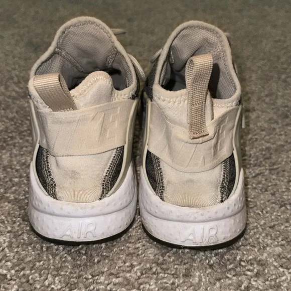 Nike Air Huarache Run Ultra women’s size 8 - Picture 4 of 6